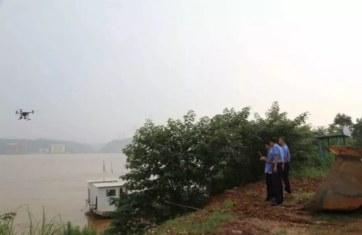 强降雨南压 永州郴州有暴雨！高速交警持续护您出行！